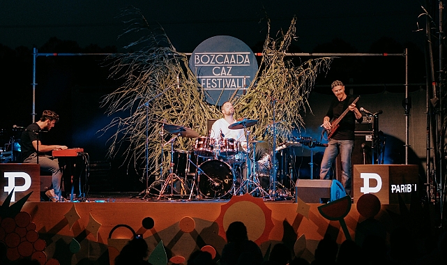 Adada Bozcaada Caz Festivali rüzgarı esti