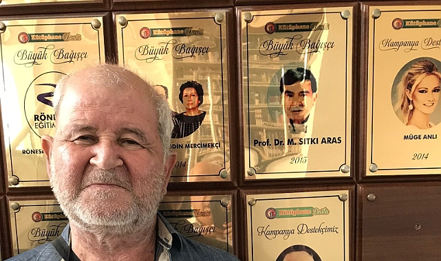 Kitaplarını bağışladı