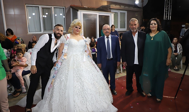 Başkan Özacar düğünde