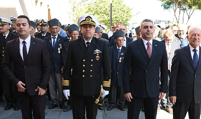 Lapseki’de 29 Ekim Cumhuriyet Bayramı kutlamaları