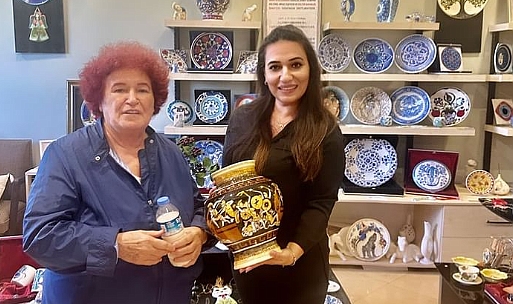 Selda Bağcan Troya Vazosu aldı