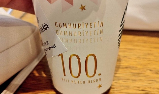 Starbucks, Cumhuriyetin 100. Yılına Özel Hazırladığı Bardakları Duyurdu