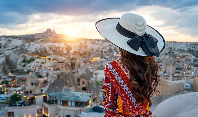 Turizm geliri geçen yılın aynı çeyreğine göre yüzde 13,1 arttı