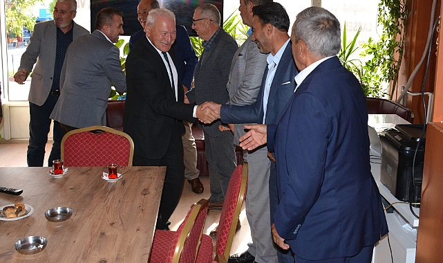 Yılmaz Muhtarlar Günü’nü unutmadı