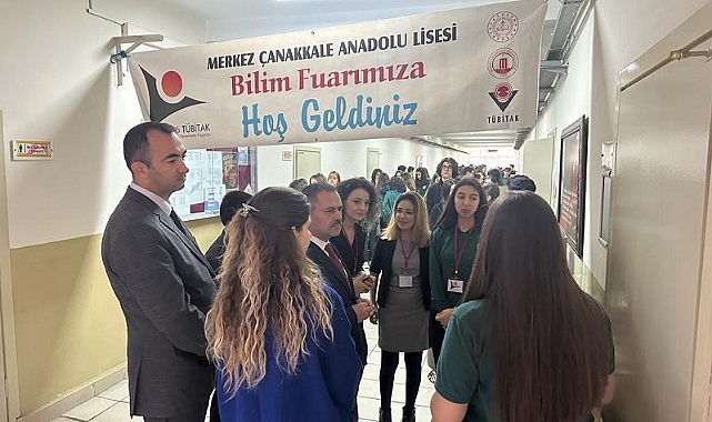 Çanakkale Anadolu Lisesinde “TÜBİTAK 4006 Bilim” Fuarı Açıldı
