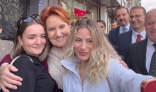 Çanakkale’de Akşener’e ilgi