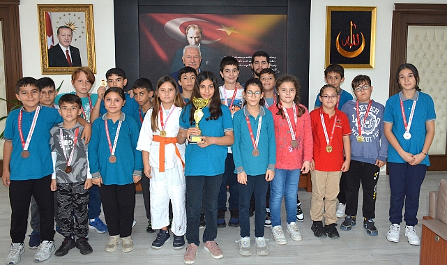 Dereceye giren judocular Başkan’ı ziyaret etti