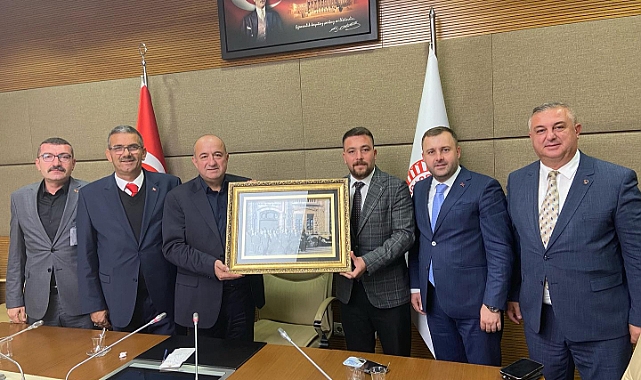 Ezineli başkanlardan Ayhan Gider’e ziyaret