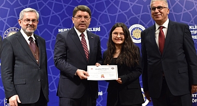 "Bu, bir bayrak yarışıdır