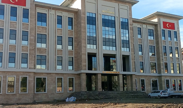 Çan’a yeni bir meydan mı yapılıyor?
