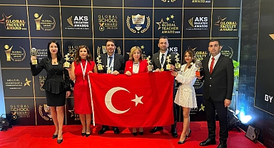 ''Ülkeme böyle bir ödül kazandırdığım için çok mutluyum''