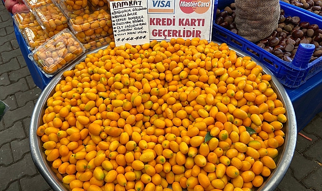 Kumkuat tezgahlarda yerini aldı