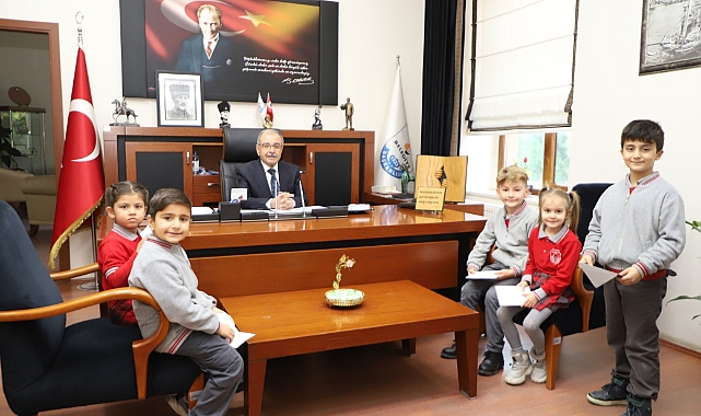 Miniklerden Başkan Özacar'a ziyaret