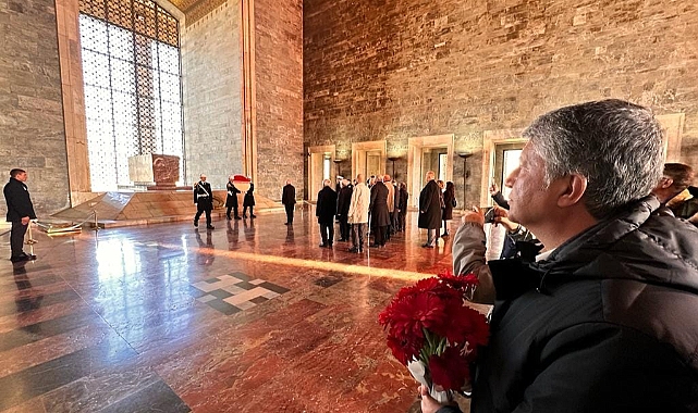 Mutluay Anıtkabir’i ziyaret etti