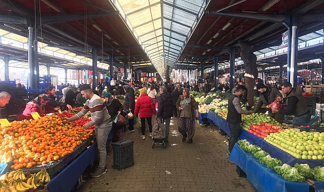 Pazar fiyatları cep yakıyor