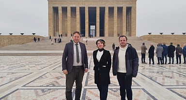 Rehberler Anıtkabir’de