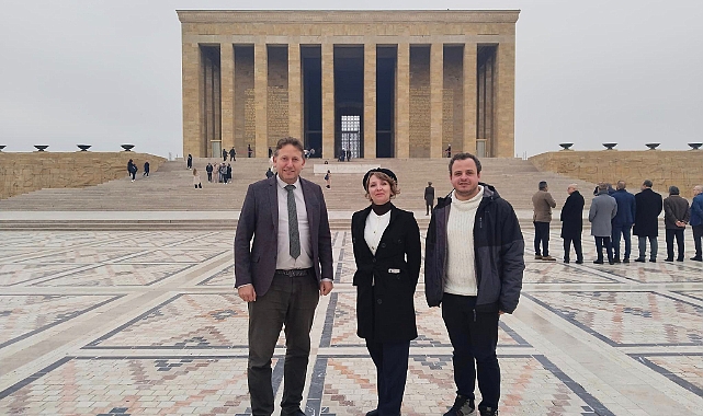 Rehberler Anıtkabir’de