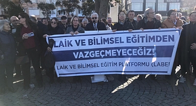 ''Tarikattan sivil toplum kuruluşu olmaz''