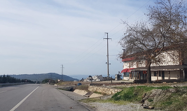 Yıkılıyor, yerine ne yapılacak ?