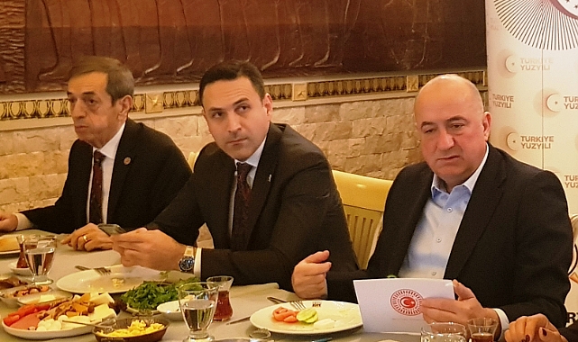 Ak Parti Milletvekili Ayhan Gider gazetecilerle buluştu