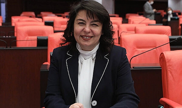 AKP'li İskenderoğlu ilk açıklamasını yapacak!