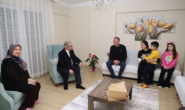 Başkan Özacar’dan belediye personeline ziyaret