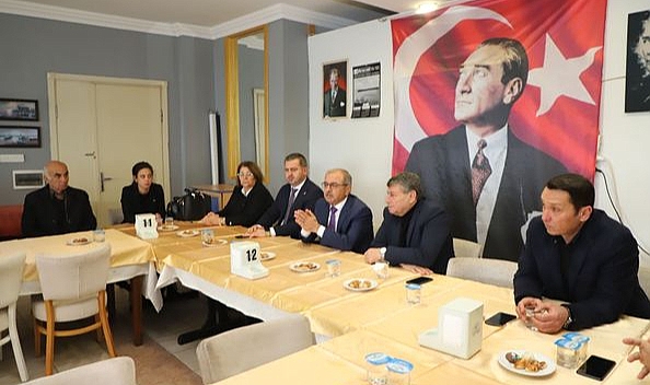 Başkan Özacar, emlakçılarla buluştu