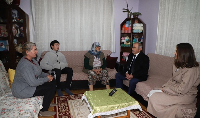 Başkan Özacar, ev ziyaretlerini sürdürüyor