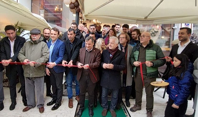 Çanakkale'de "Vita Longe Cafe" açıldı