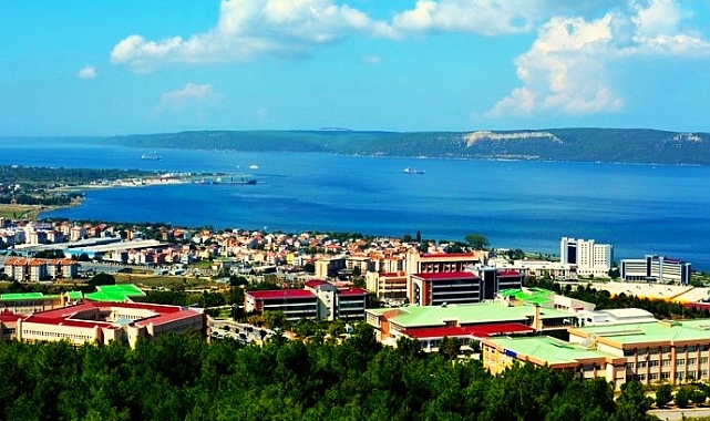 Çomü’nün hocaları  kafa dinlemeye mi  geliyor ?