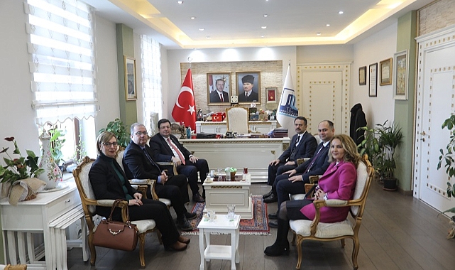 Cumhuriyet Halk Partisinden Vali İlhami Aktaş’a Ziyaret