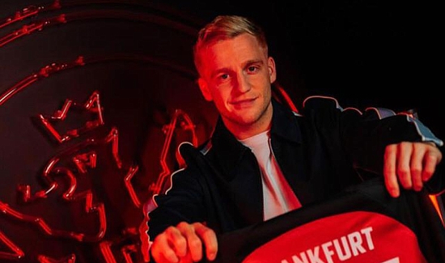 Donny van de Beek Eintracht Frankfurt’ta