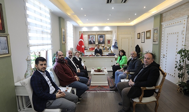 Eğitim Bir-Sen Çanakkale 2 No’lu Şube Yeni Yönetimi Vali İlhami Aktaş’ı Ziyaret Etti