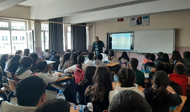 Ezine’de öğrencilere tüberküloz eğitimi