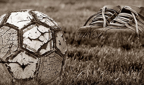 "Futbolun Kökeni: Antik Oyundan Modern Spora Yolculuk"