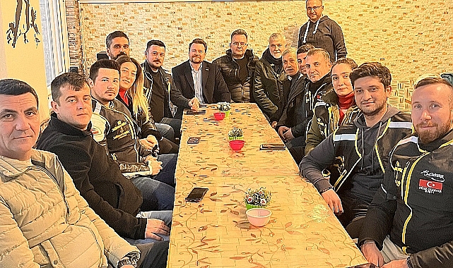 İYİ Partili Kunt, motosiklet tutkunları ile bir araya geldi