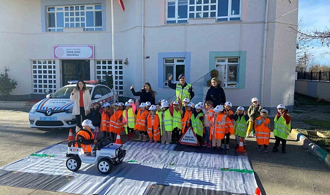 Jandarmadan öğrencilere trafik eğitimleri