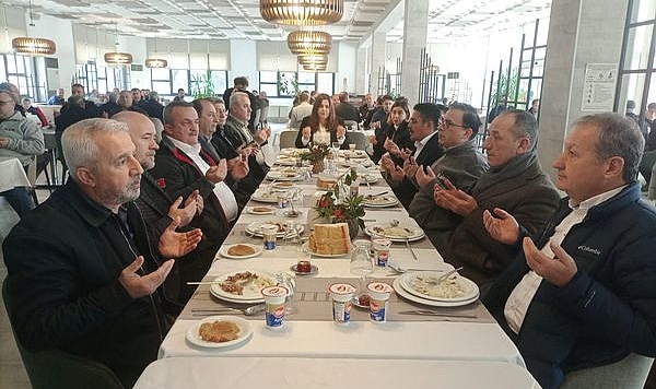 Kale Grubu’ndan yılın ilk yemeği düzenlendi