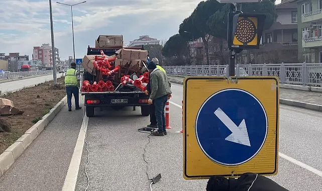 Kavşak çalışmalarına başlandı