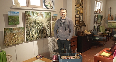 Ressam Civrizoğlu; "Resim tutkusu maddi kaygılarımın önüne geçti"