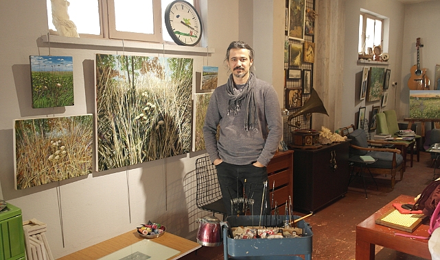 Ressam Civrizoğlu; "Resim tutkusu maddi kaygılarımın önüne geçti"