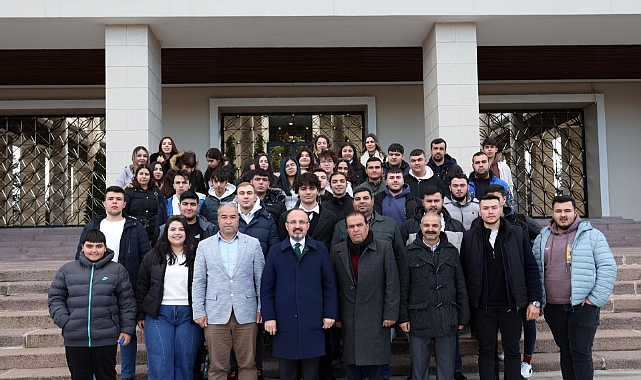 Turan, Çanakkale Can Erenler Derneği gençlerini ağırladı