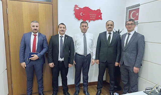 Atanamayan uzman çavuşlar haklarını aramaya devam ediyor