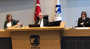 Başkan Gökhan; "Gençlerin geldiği bu duruma acıyorum"