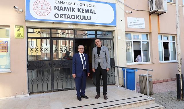 Başkan Özacar, okullara desteğini sürdürüyor
