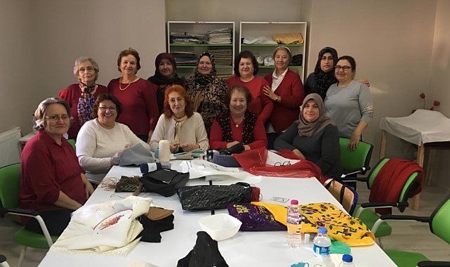 Bayramiç'te nakış kursları devam ediyor