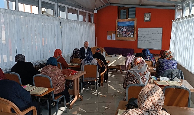 Çan Müftüsü kursiyerlerle görüştü