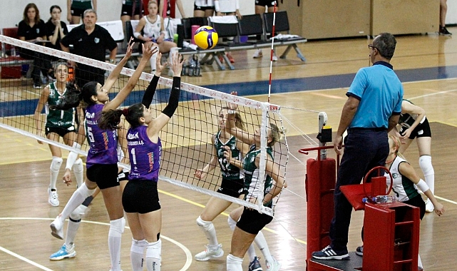 Çanakkale Belediyespor Voleybol Takımı, Göztepe Karşısında Çekişmeli Mücadelede Galibiyeti Kaçırdı