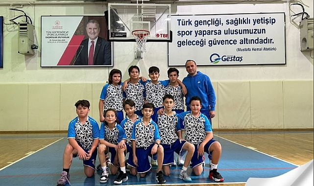 Çanakkale’de Küçükler Ortaokul Basketbol Turnuvası devam ediyor