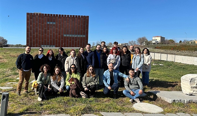 Çanakkale'de öğrencilerden kent gezisi